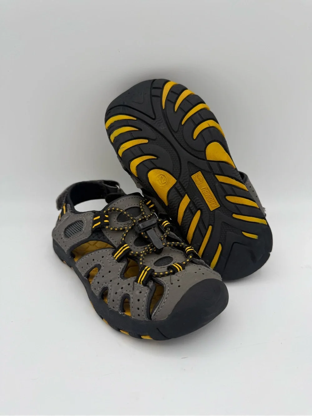 Youth Unisex Kids Khombu Charlie‎ Active Gray Yellow Outdoor Sandals Size 12